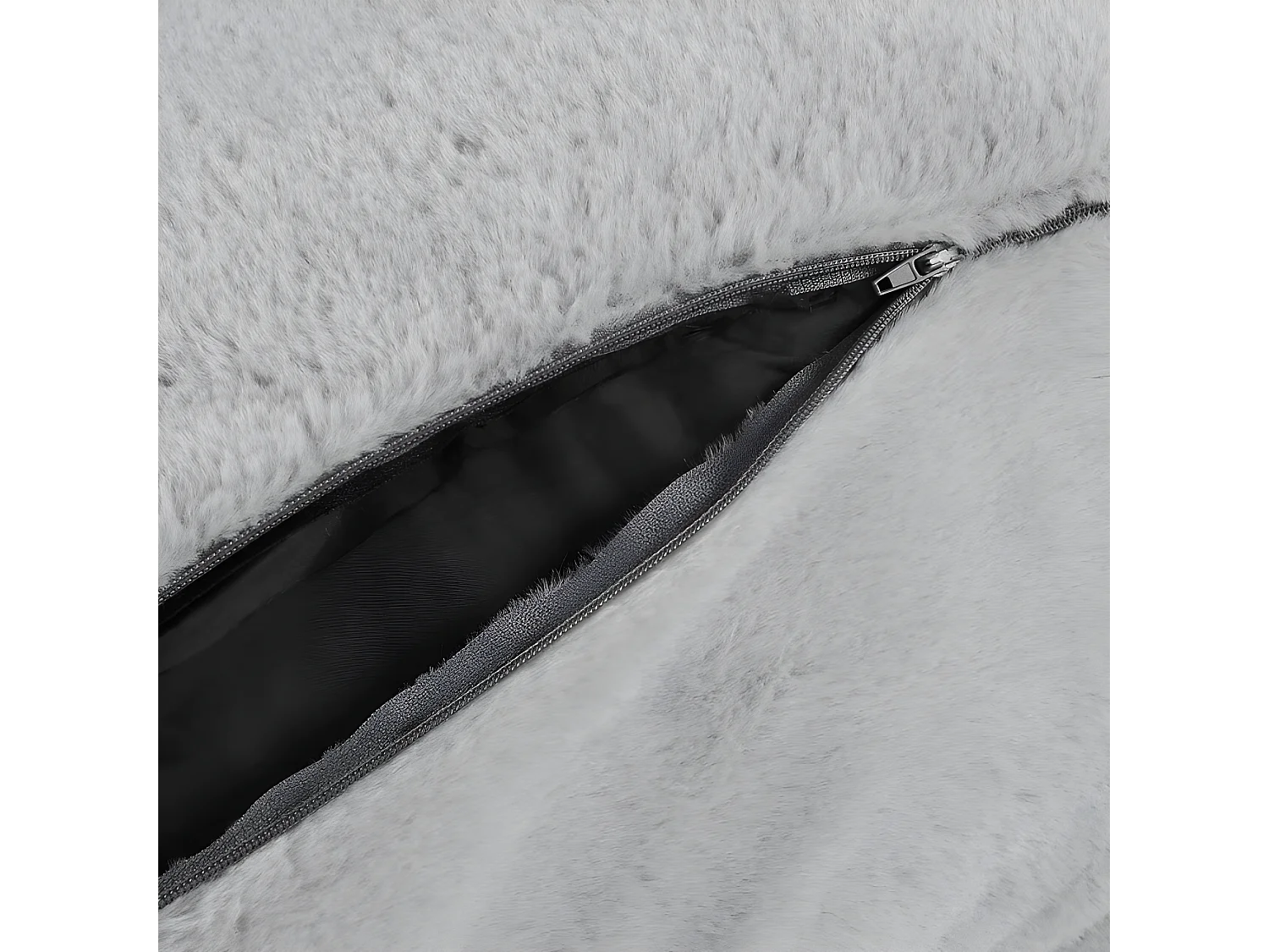 Coussin de lecture déhoussable fausse fourrure gris clair 50 x 70 cm