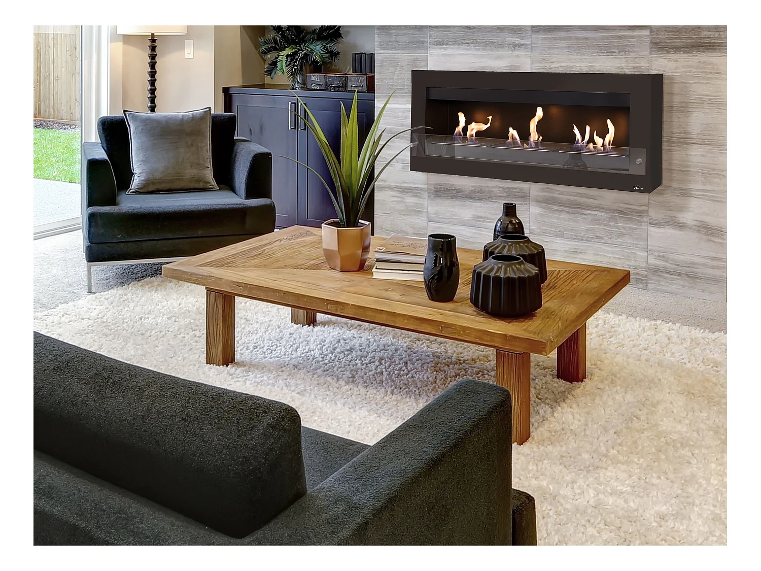 Extra grote wandgemonteerde ethanolhaard in staal en gehard glas