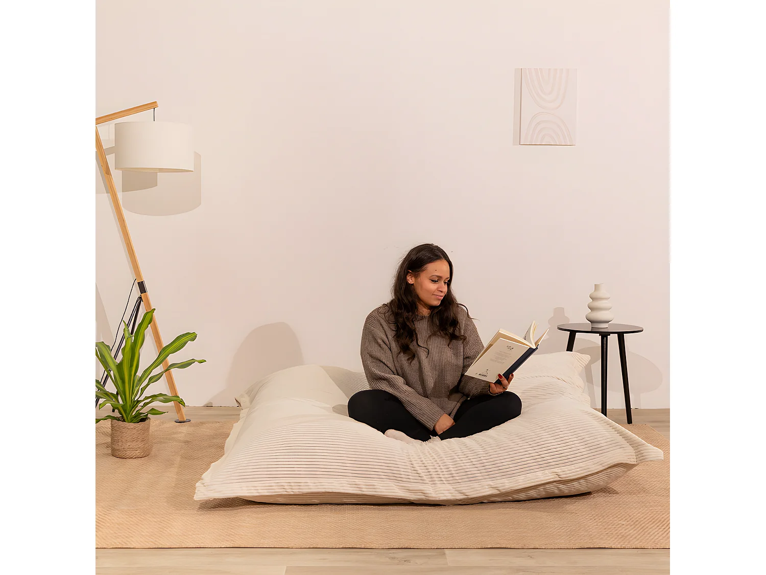 Pouf velours côtelé déhoussable blanc cassé 180 x 140 cm