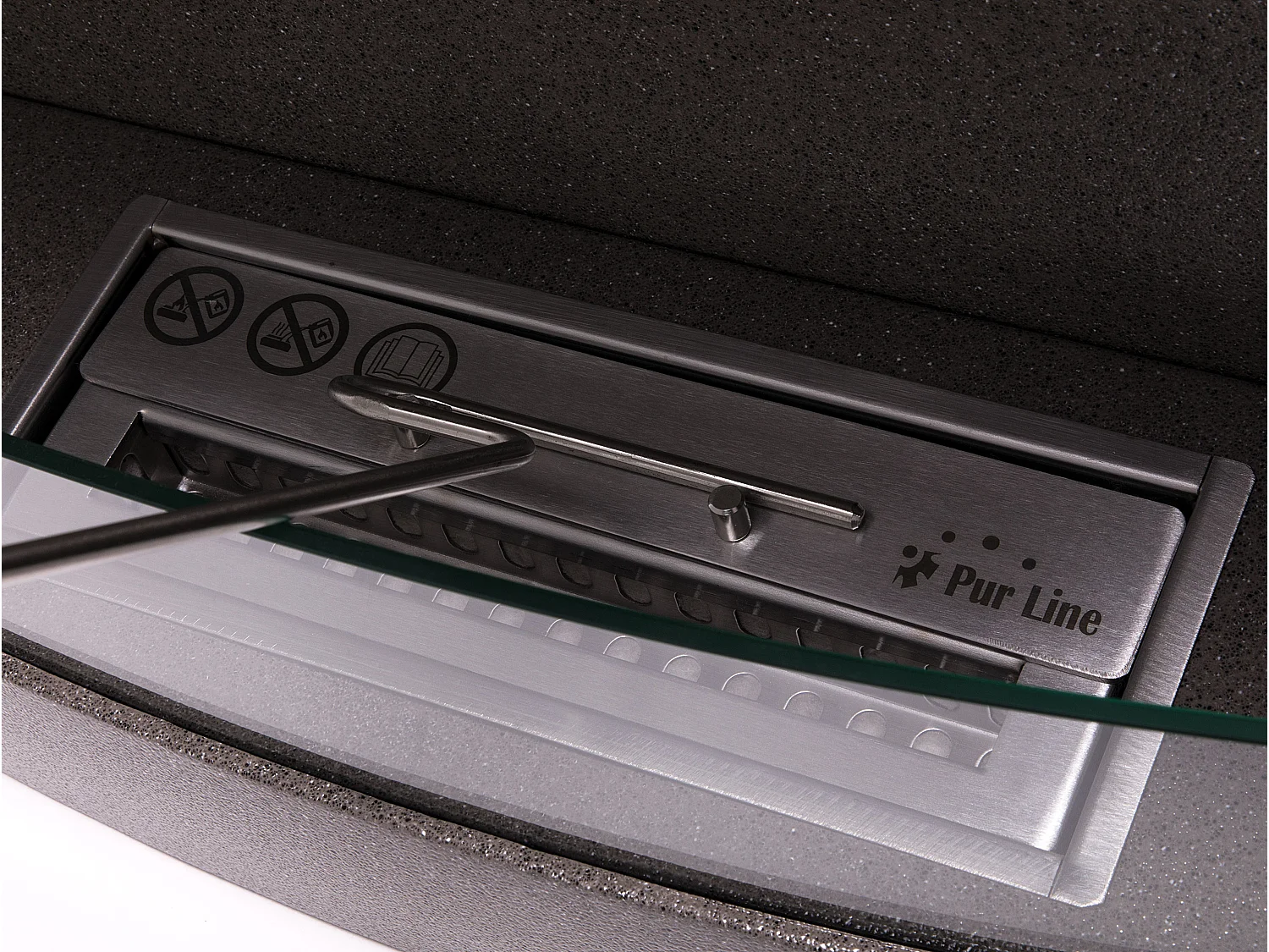 Rechthoekige design wandhaard op ethanol in zwart staal en gehard glas