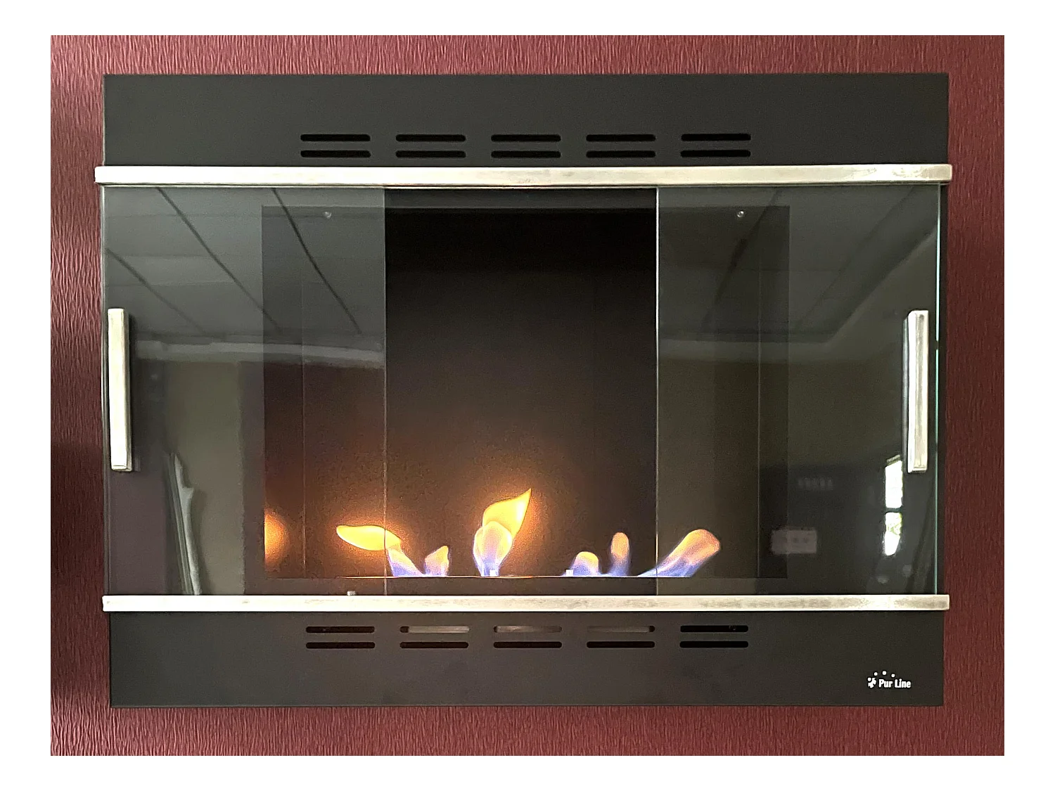 Biocamino inseribile a parete con porte