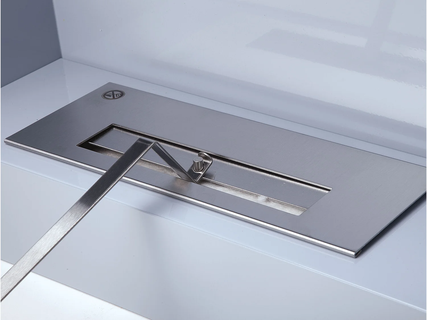 Biocamino a pavimento o a parete con ceppi decorativi in vari colori BESTBIO