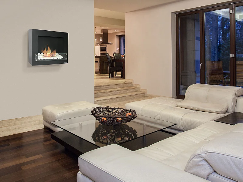 Wandmontierter Ethanol-Kamin aus lackiertem Stahl mit Wandgestaltung