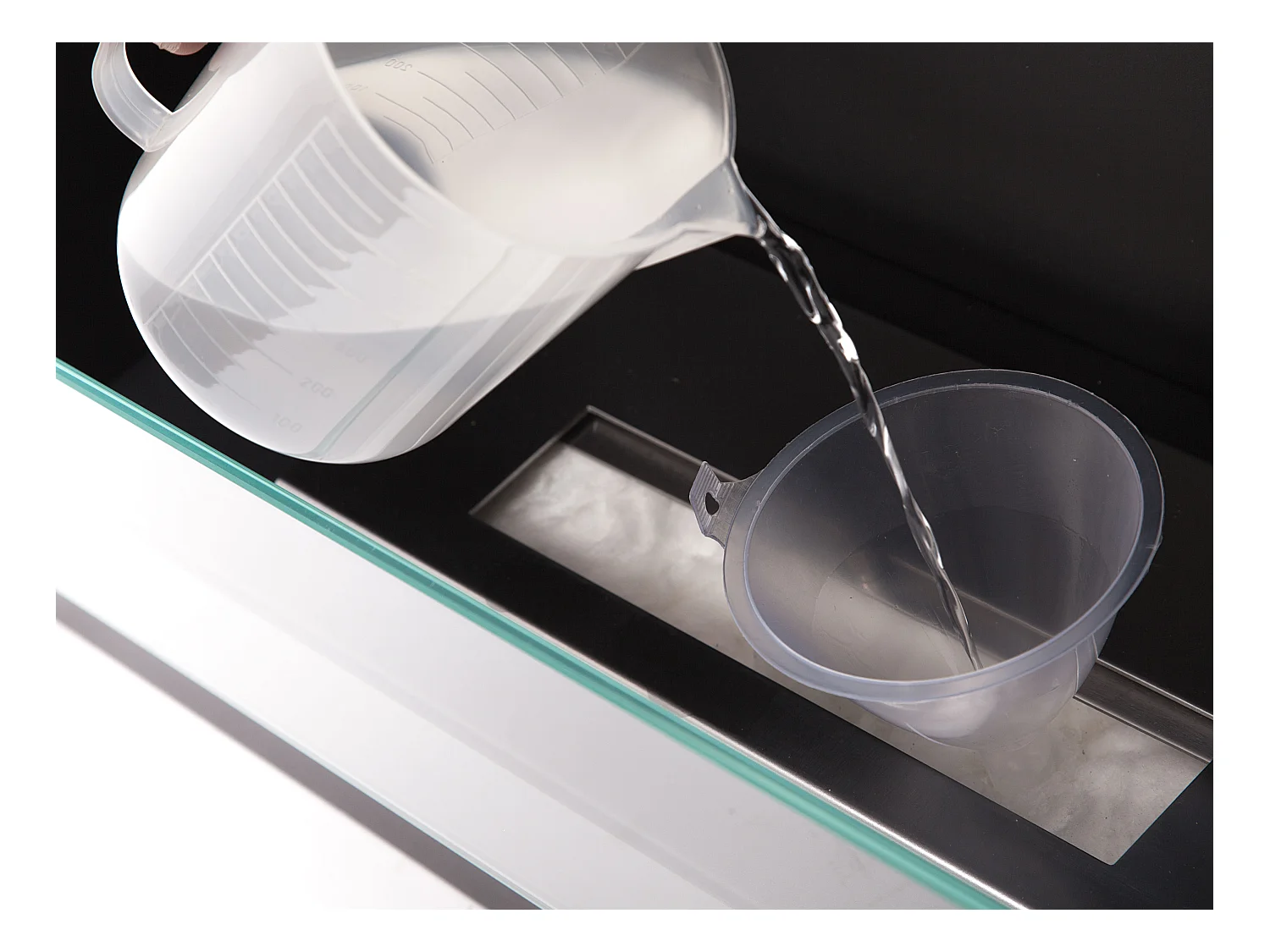 Chimenea de etanol mural en acero lacado