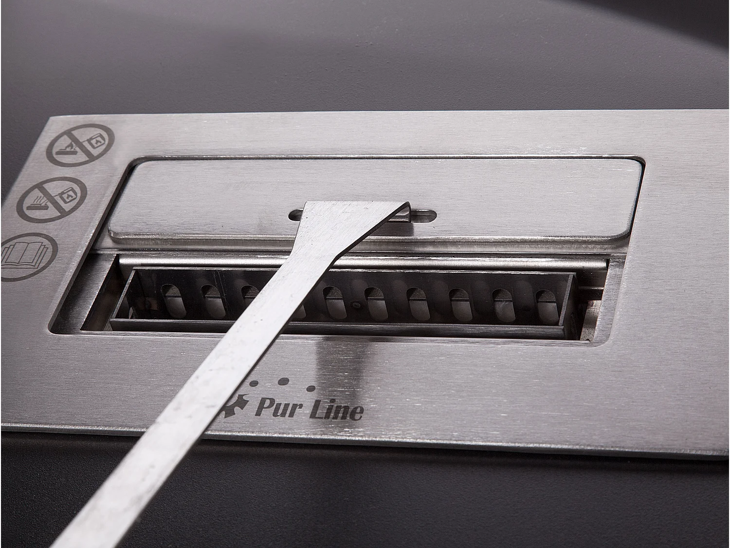 Cheminée à l'éthanol de plafond en acier noir