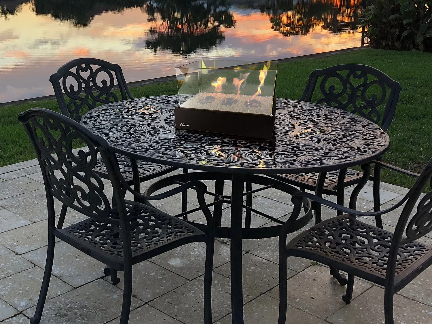 Cheminée de table à l'éthanol avec triple flamme