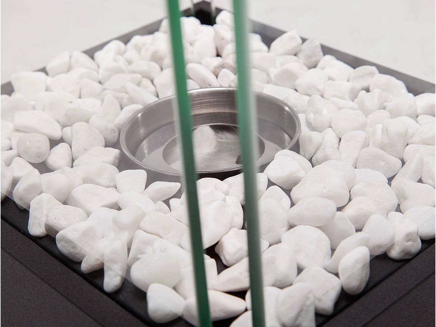 Cheminée éthanol de table en métal noir