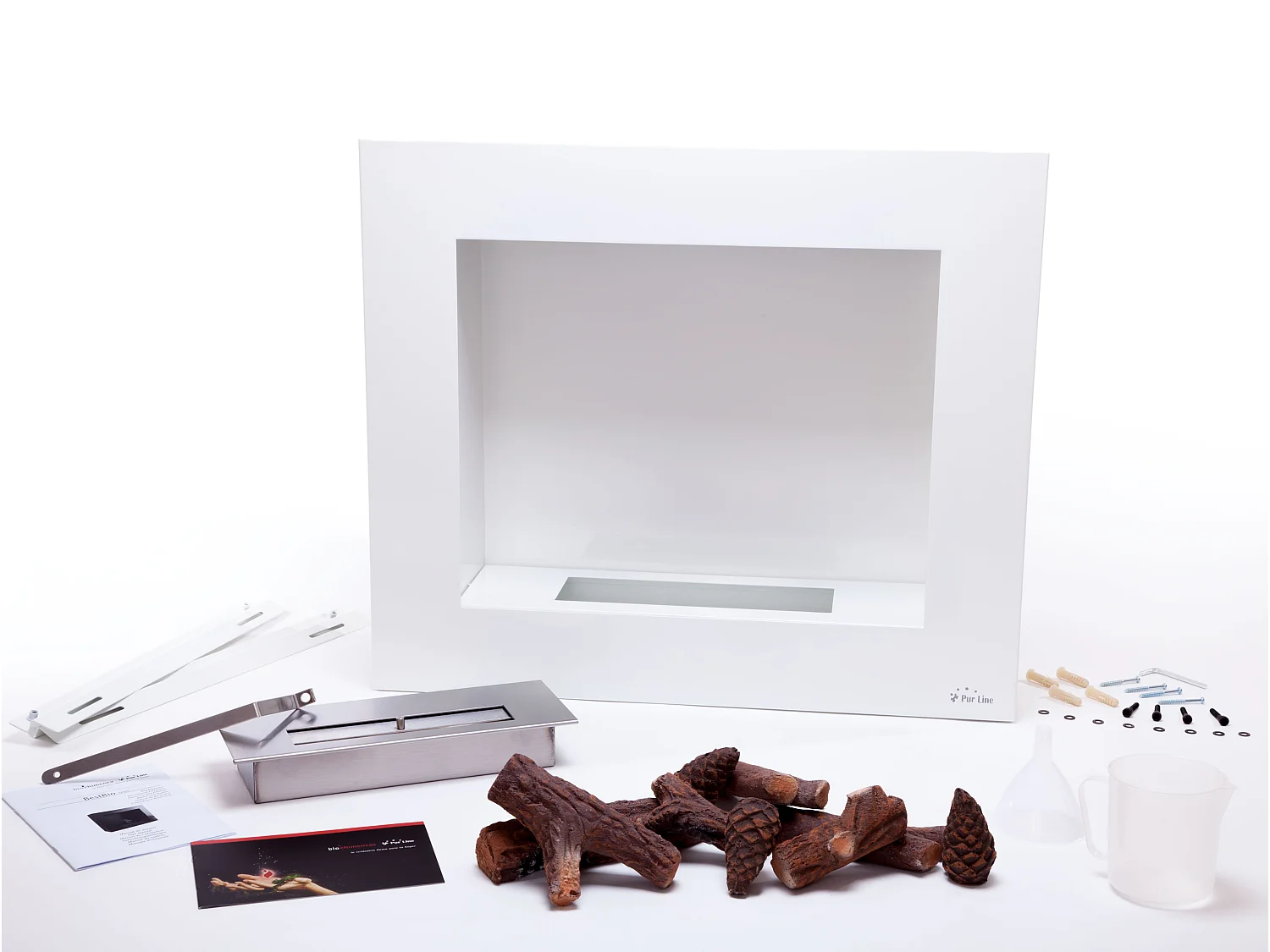 Cheminée éthanol en blanc avec kit de bûches