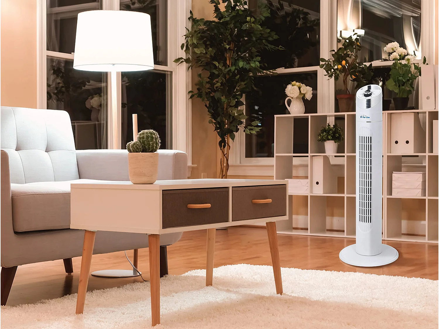 Ventilatore a torre con tre velocità e oscillazione automatica, consumo 40W