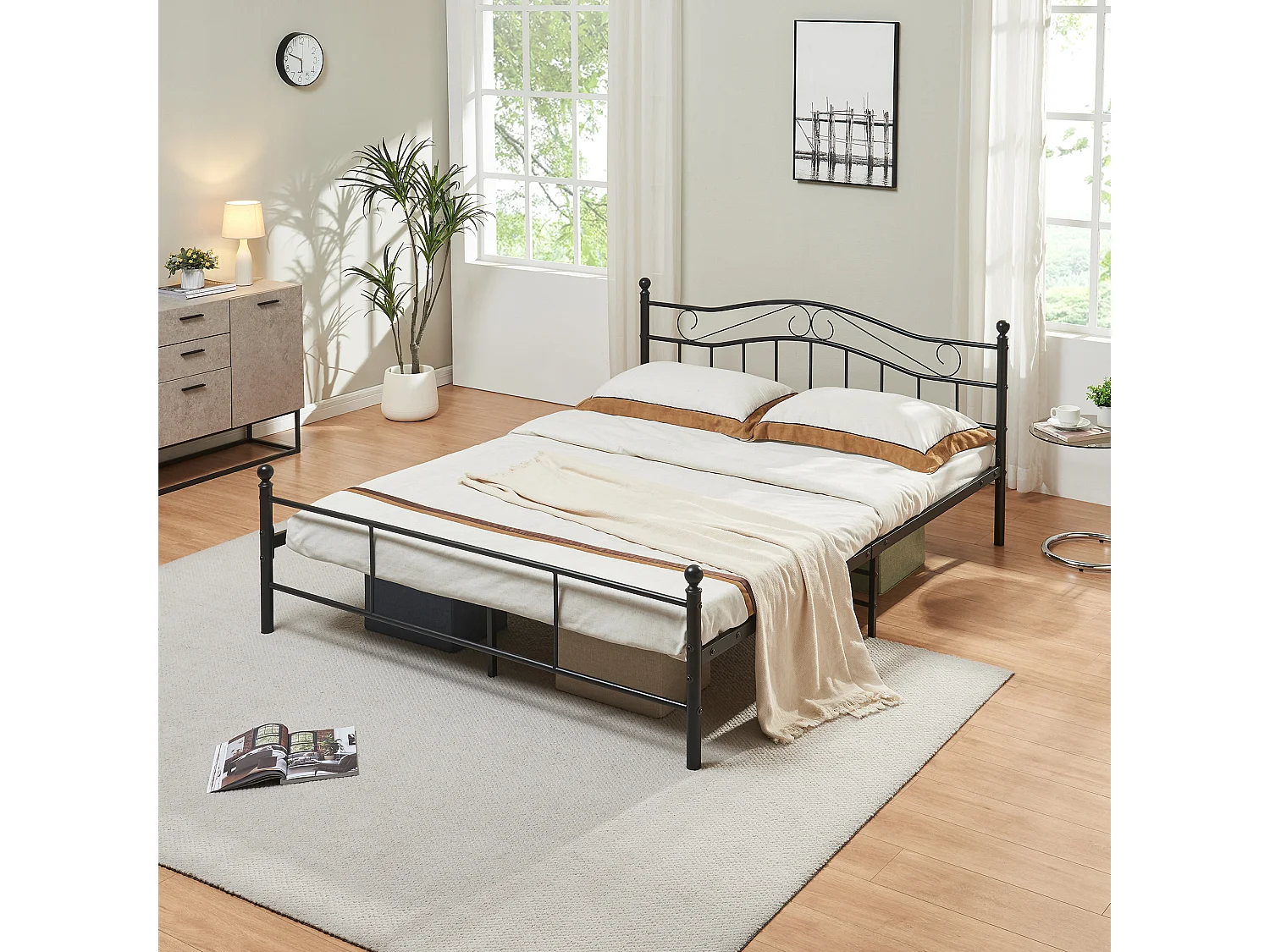 Cadre de lit double Florenz Acier Revêtu par Poudre 160 x 200 Noir [en.casa]