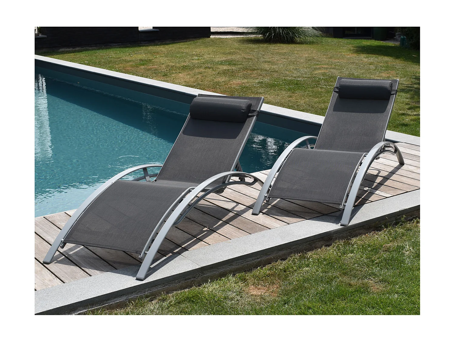 Set van 2 GALAPAGOS ligstoelen in grijs textilene - grijs aluminium