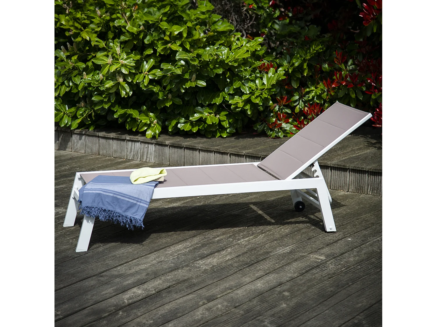 Bain de soleil BARBADOS en textilène taupe - aluminium blanc - HAPPY GARDEN