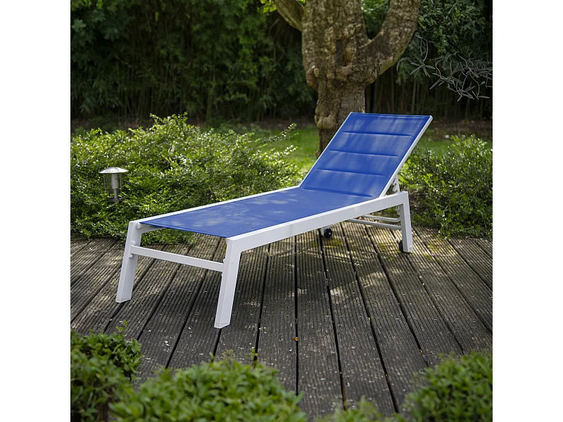 Sonnenliege BARBADOS aus blauem Textilene - weißes Aluminium