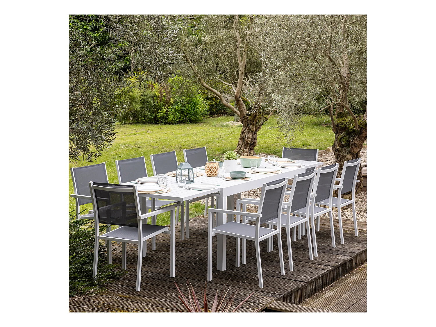 Salon de jardin extensible 10 places de 180/300cm en textilène gris - aluminium blanc VENEZIA - HAPPY GARDEN