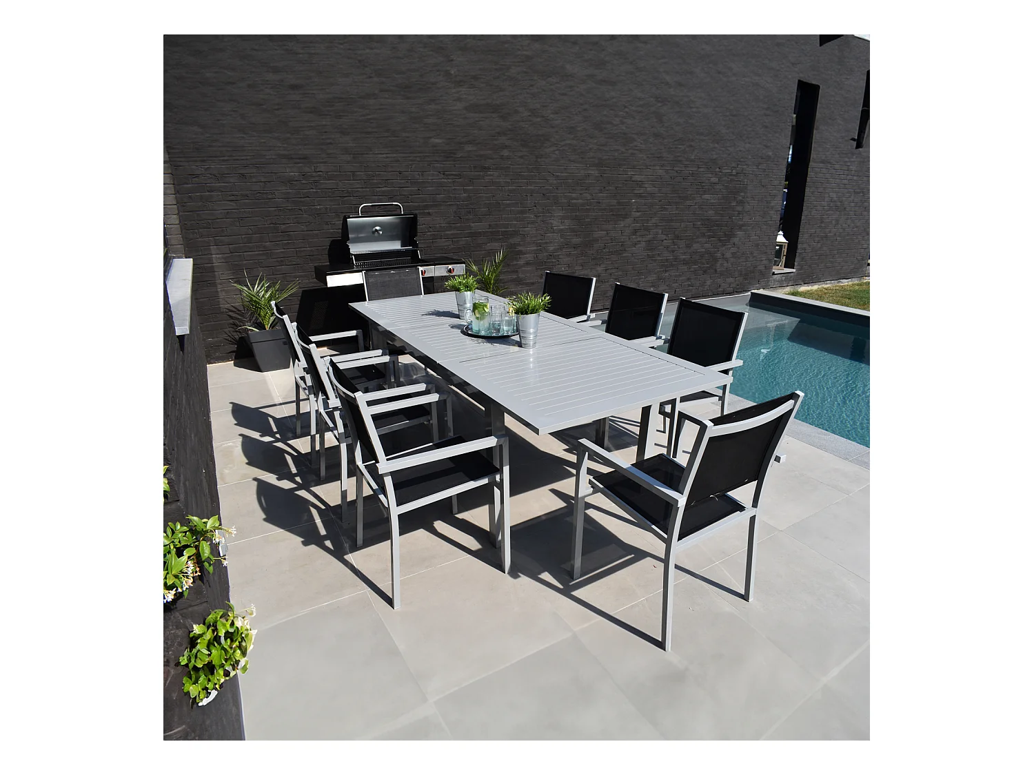 Salon de jardin CAPRI extensible en textilène noir 8 places - aluminium gris - HAPPY GARDEN
