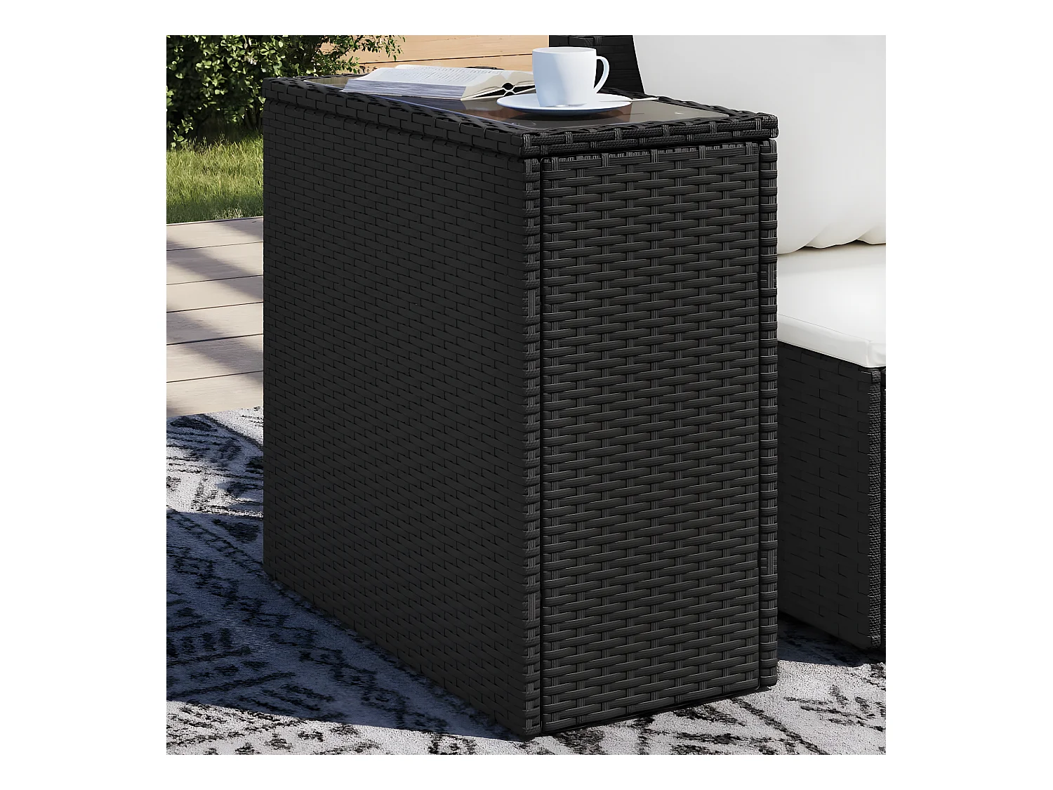 Table basse de jardin avec dessus en verre noir rotin GHR71487