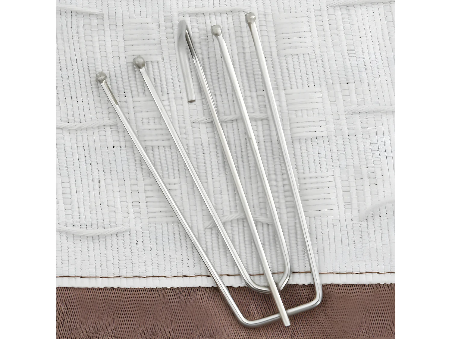 Cortinas opacas ganchos look de lino 2 pzs gris taupe140x245cm ES981047