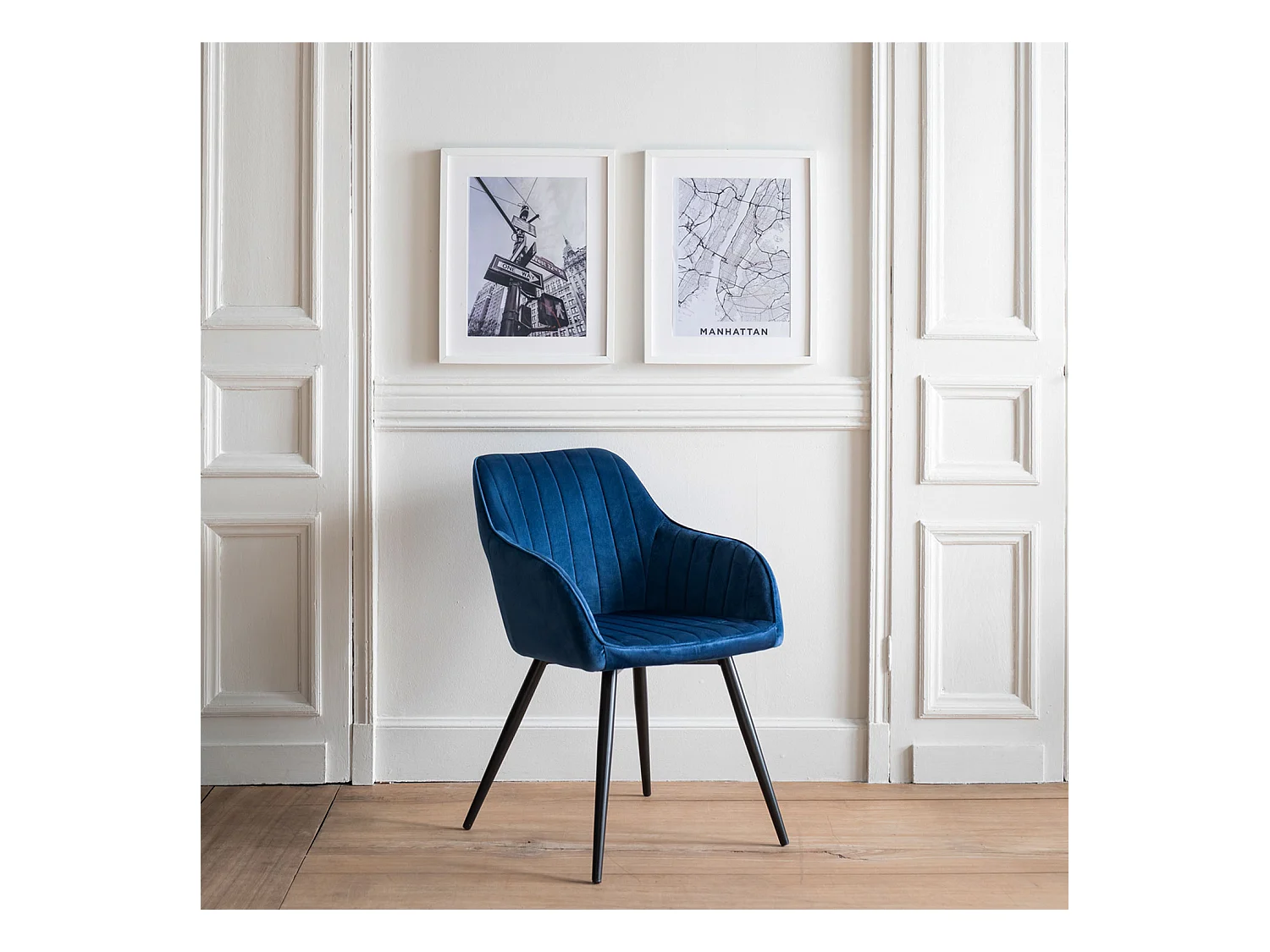 Chaise en velours BERTILLE bleue - HAPPY GARDEN