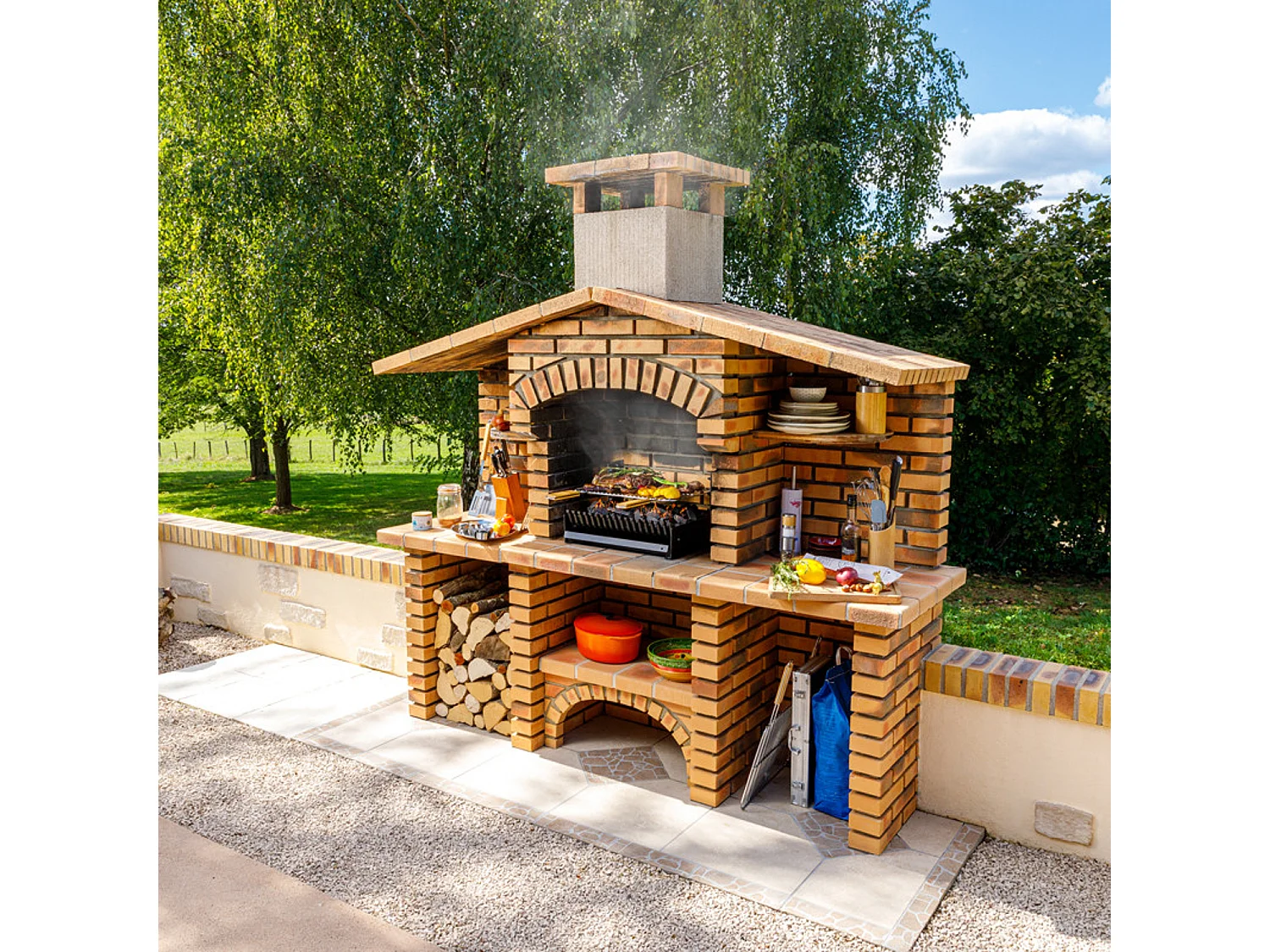 Holzkohlegrill in 3 Höhen verstellbar GRILLOIR - Standgrill