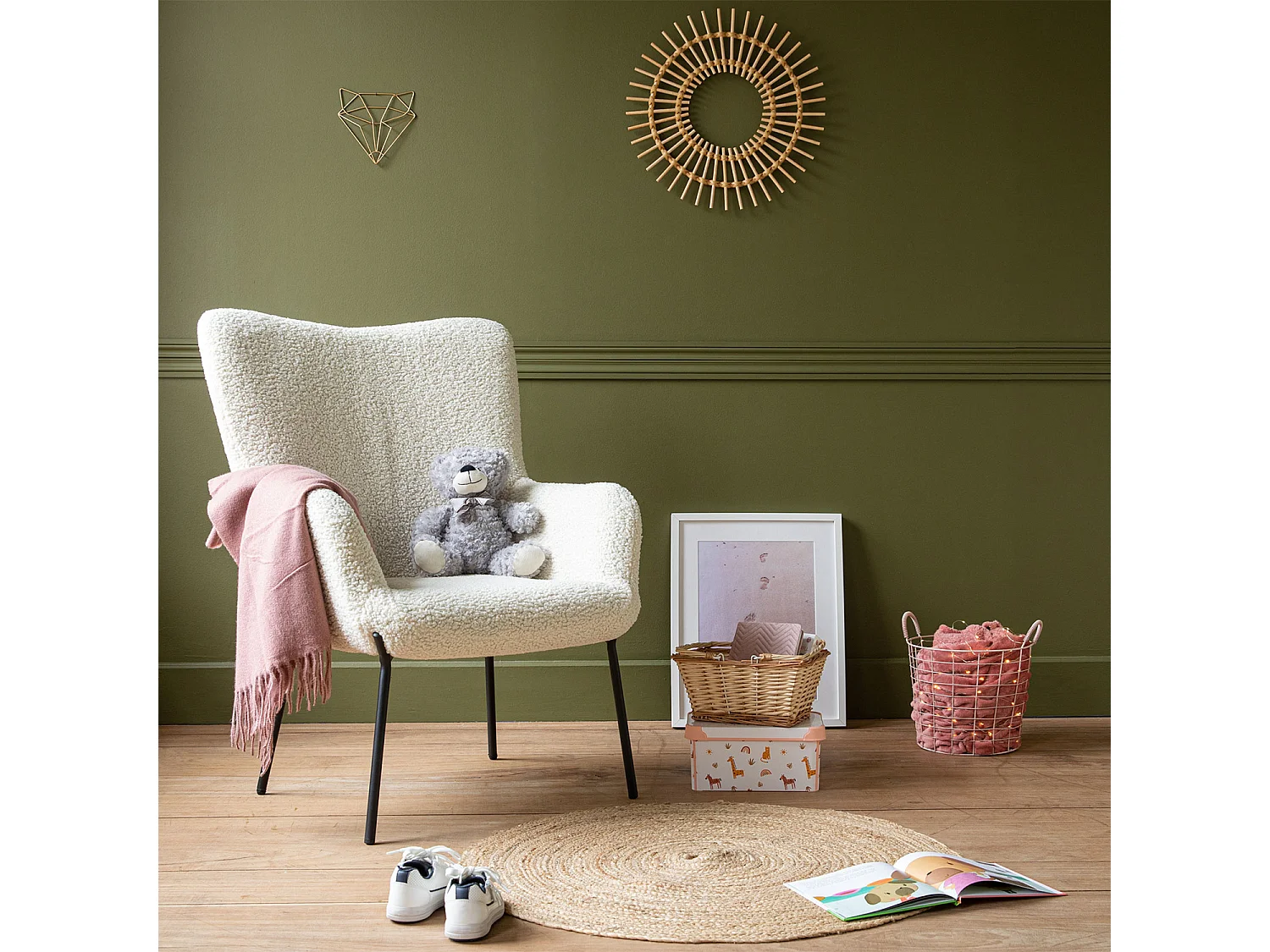 Fauteuil en tissu bouclette écru EIRA - HAPPY GARDEN
