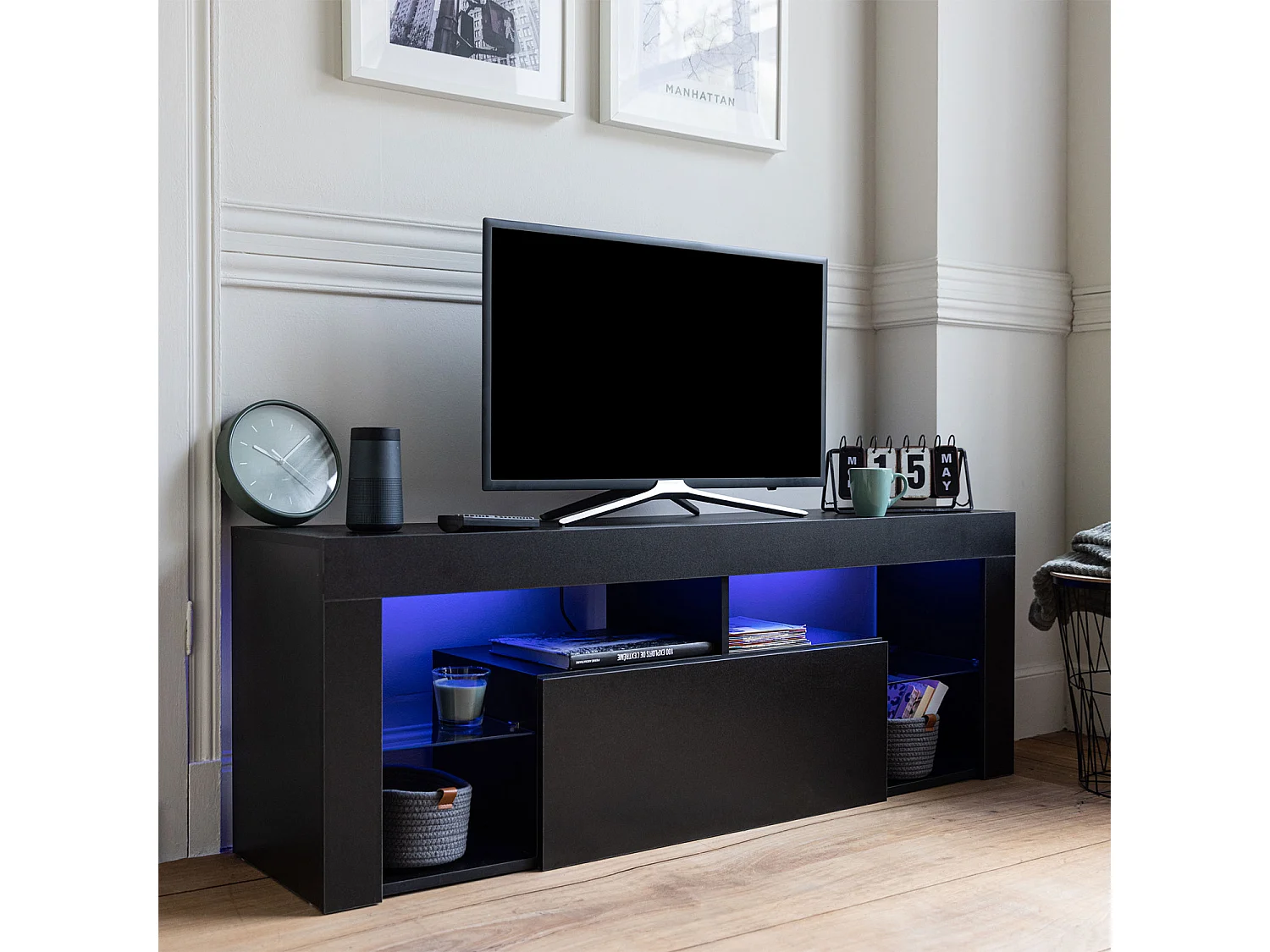 Meuble TV 140cm noir à LED DARYL - HAPPY GARDEN