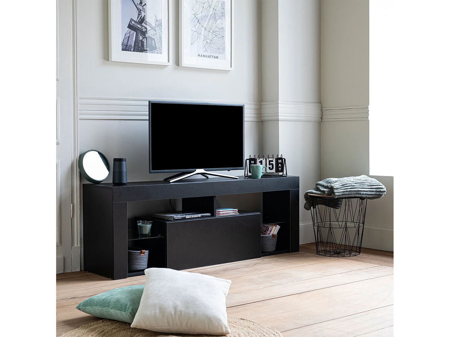 Meuble TV 140cm noir à LED DARYL - HAPPY GARDEN