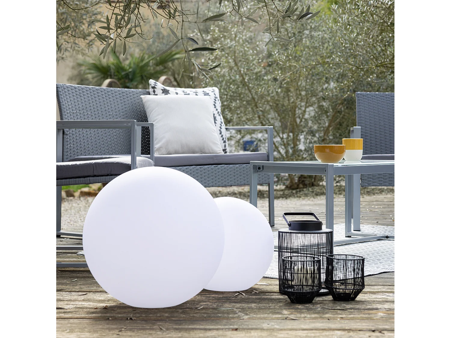 Boule lumineuse LED Ø 40cm multicolore ADHARA - HAPPY GARDEN