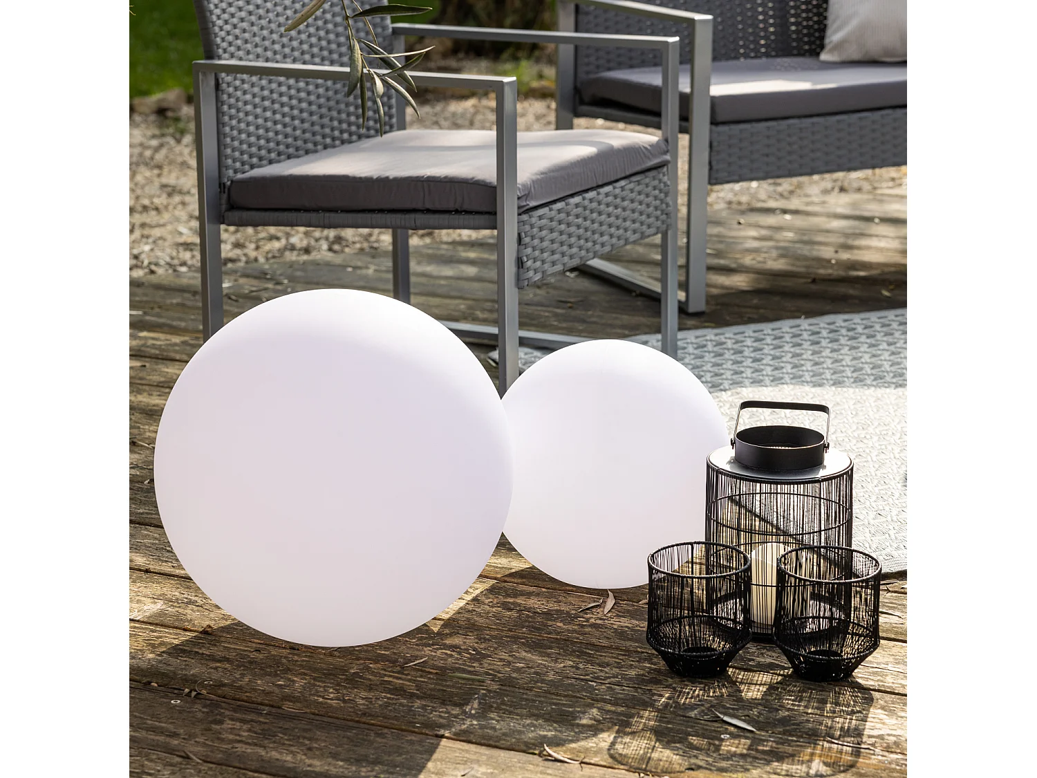 Boule lumineuse LED Ø 30cm multicolore ADHARA - HAPPY GARDEN