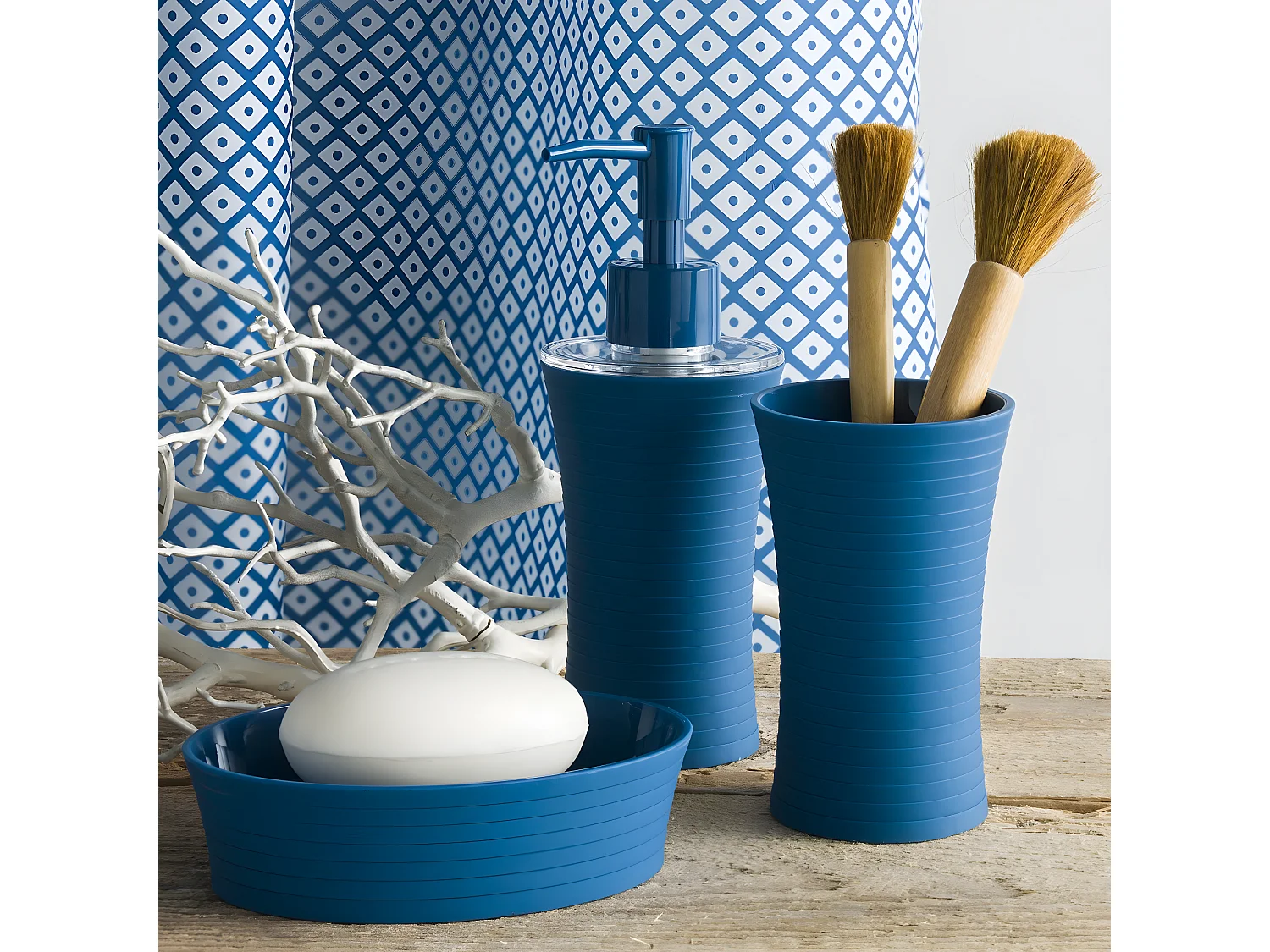 Distributeur de savon en polystyrène DESIGN