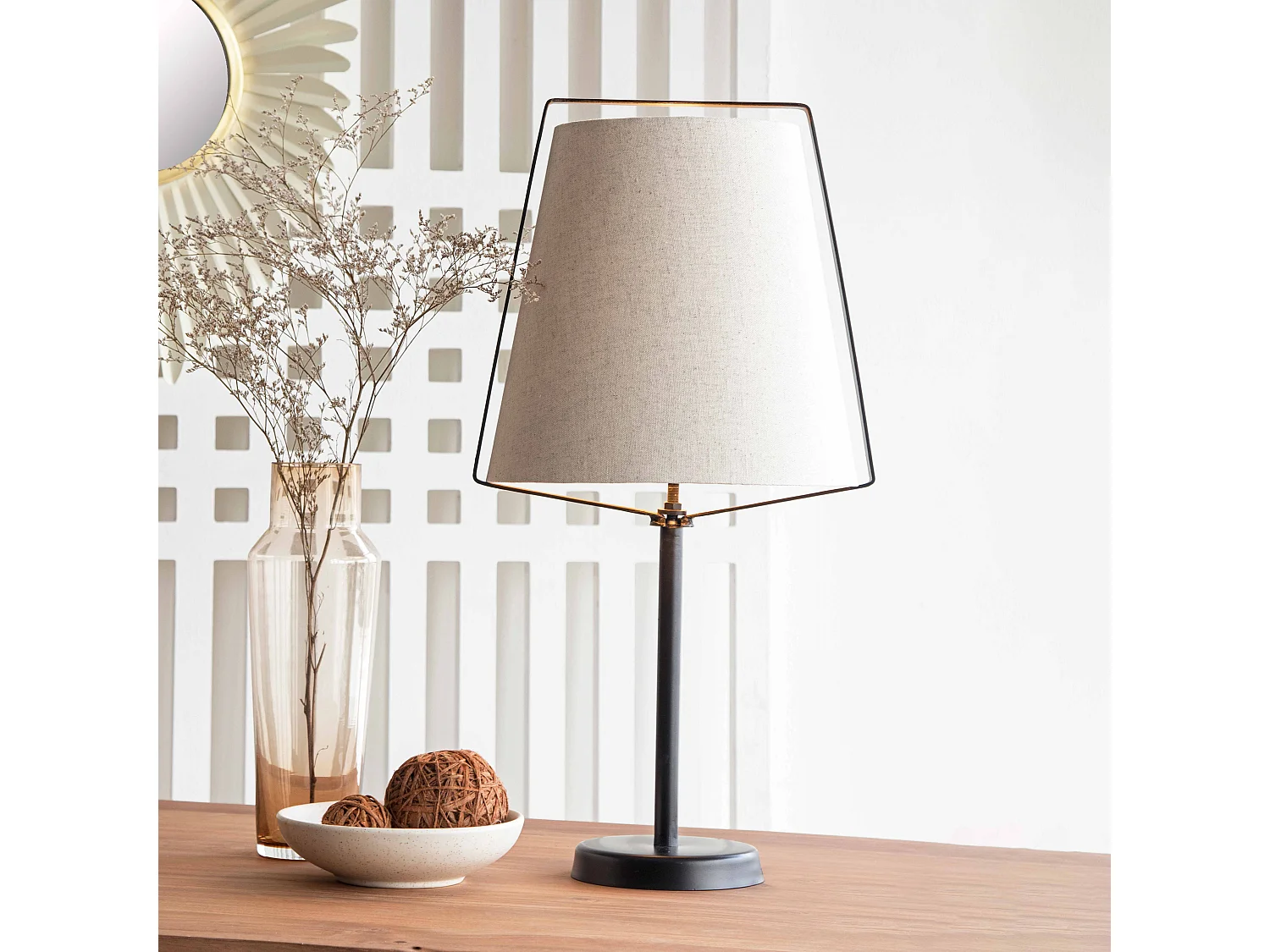 Lampe à poser design avec abat-jour en lin