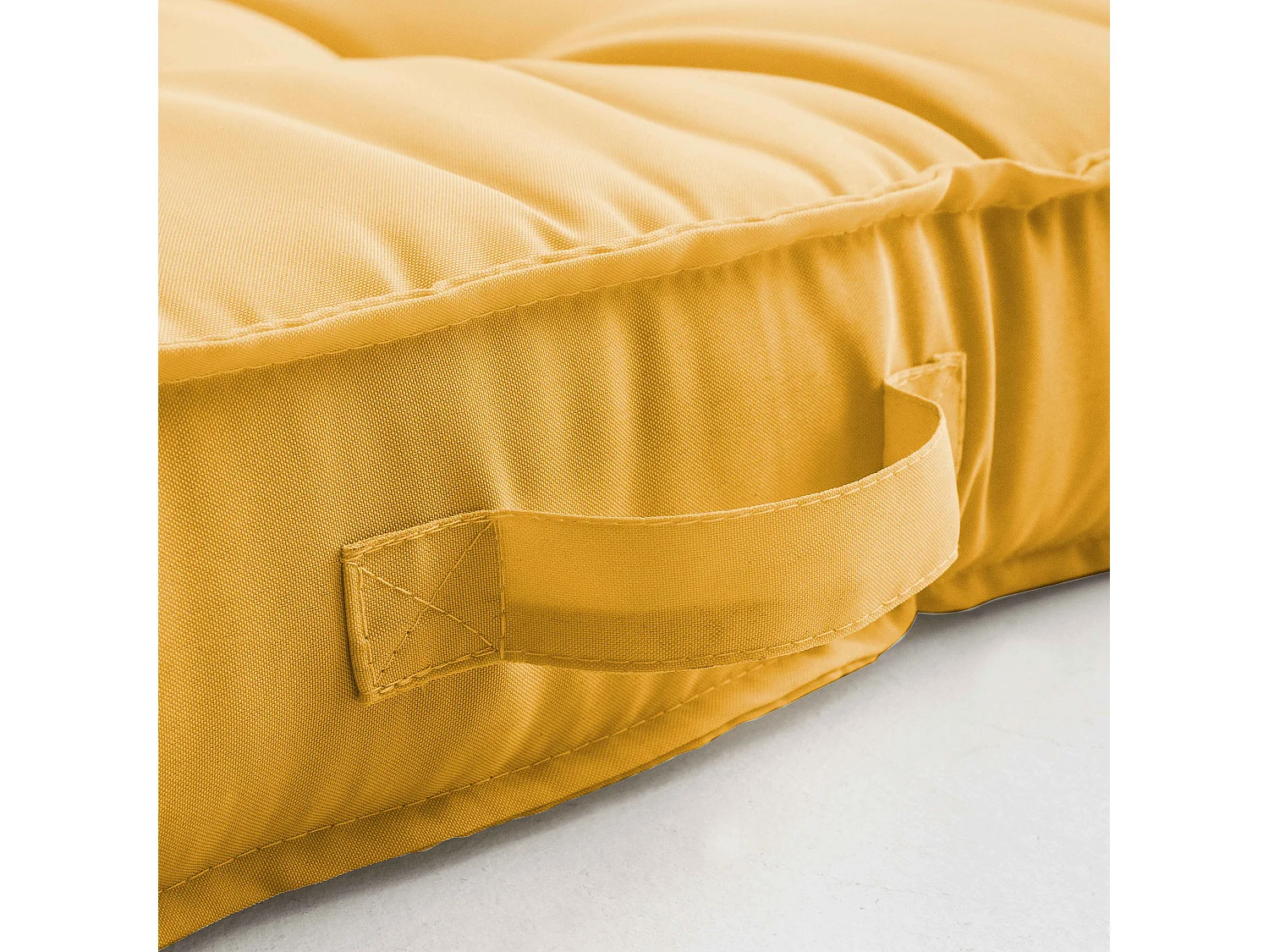 Coussins pour palette matelassés jaune