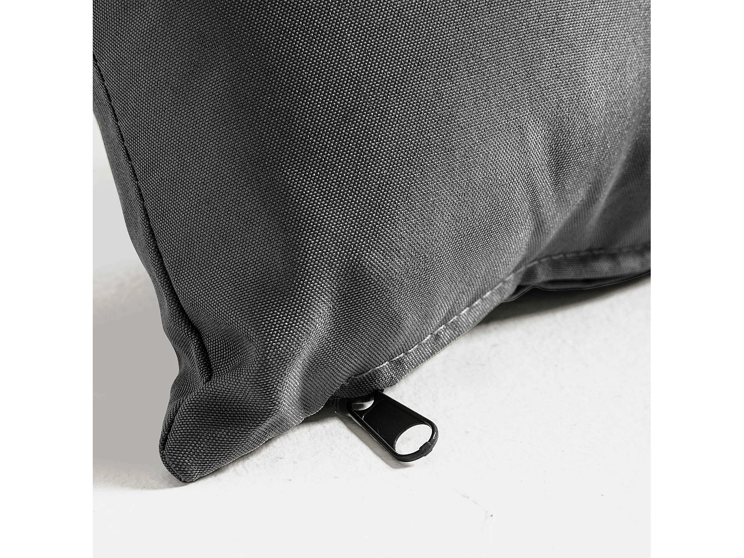 Coussins pour palette matelassés gris