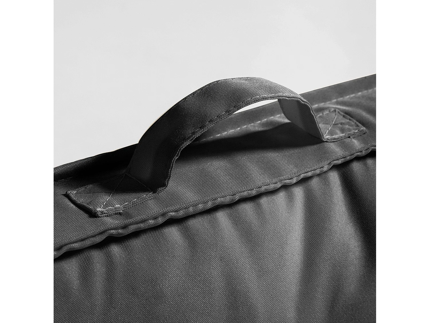 Coussin d'extérieur matelassé anthracite 60 x 40cm