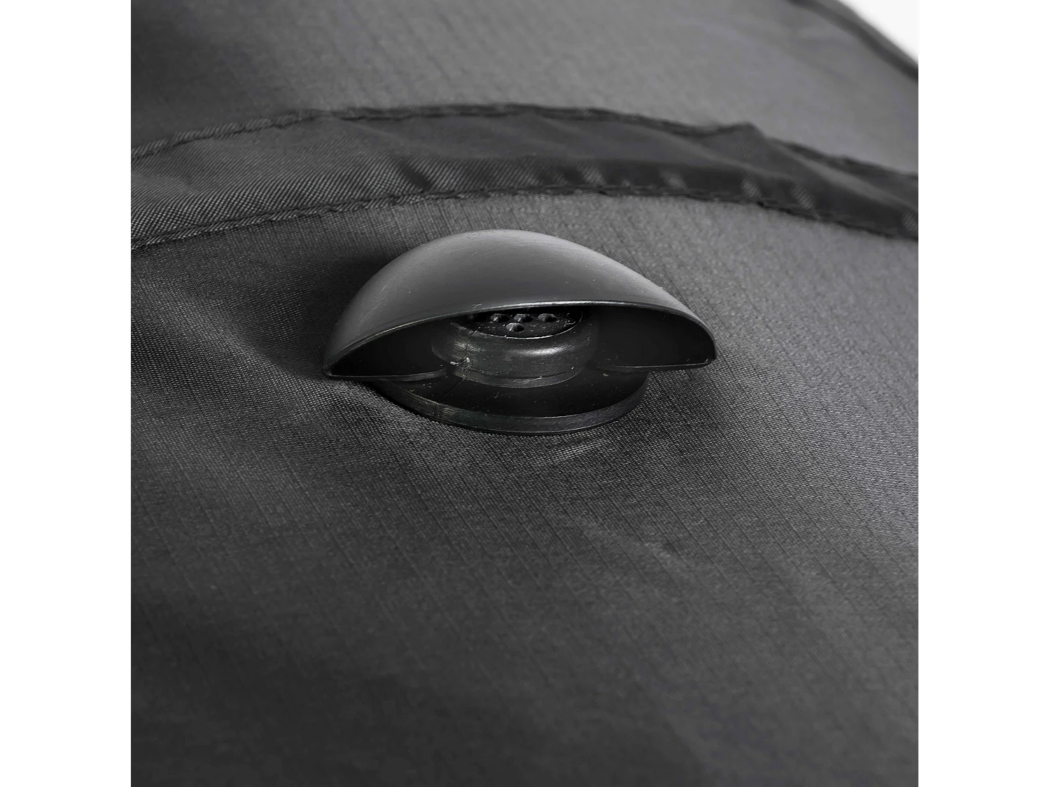 Houuse ronde m de barbecue en polyester noir