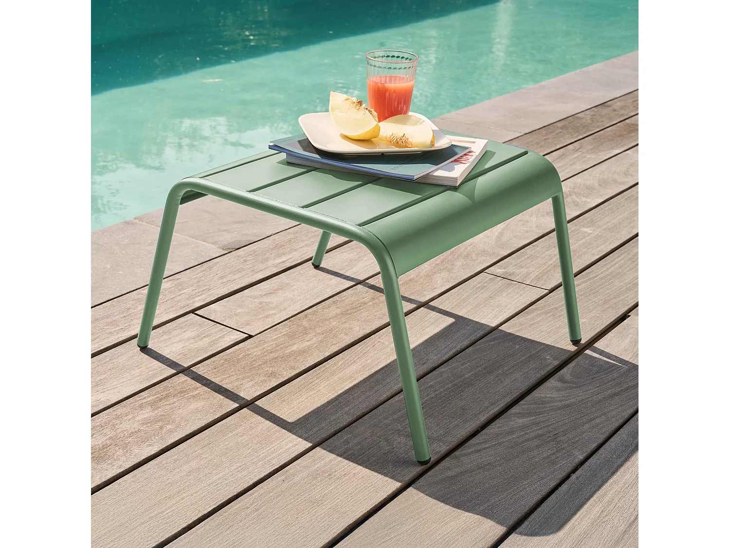 Repose pied en métal vert sauge - Palavas