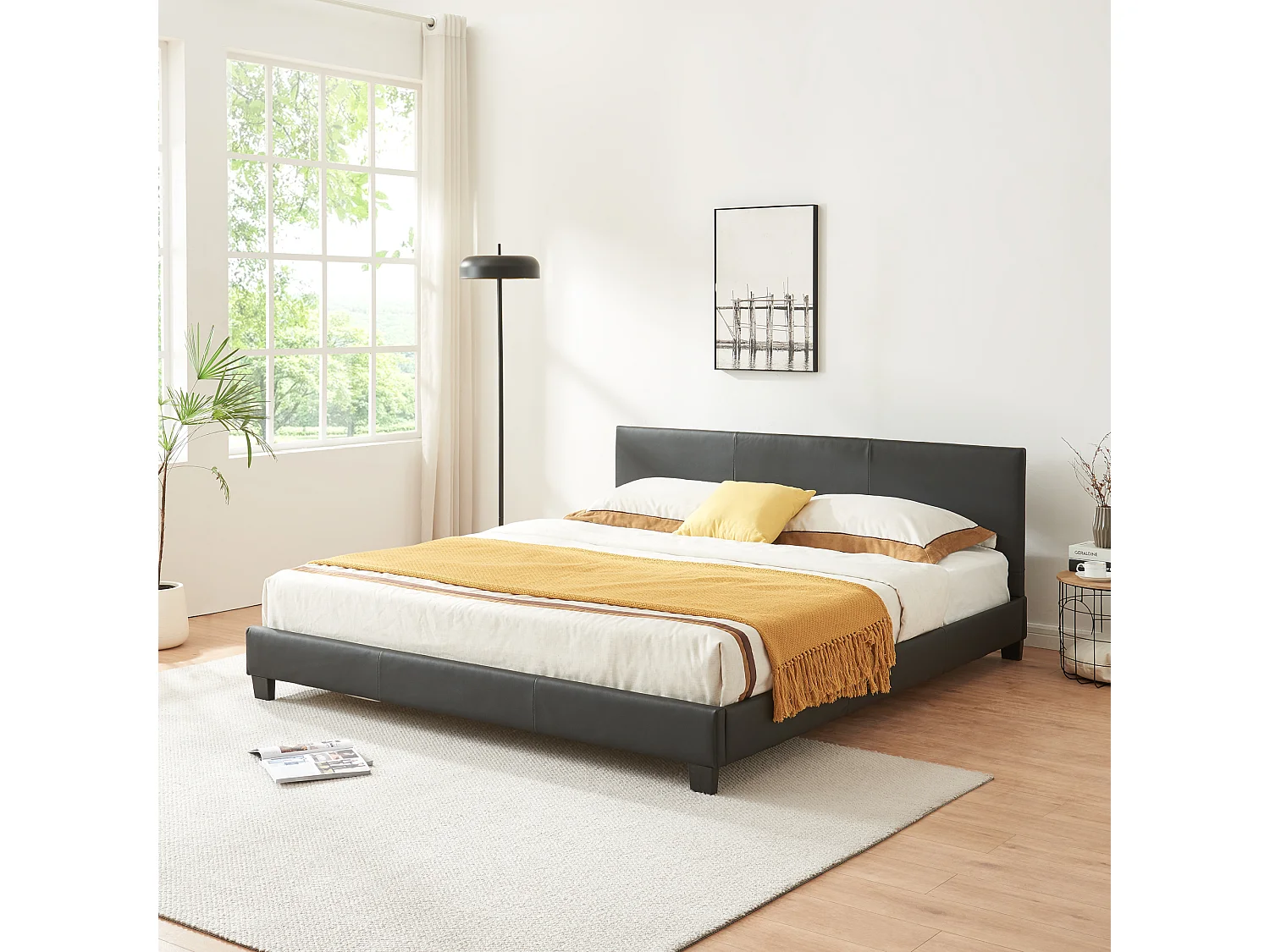 Lit Double Rembourré Albacete Sommier à Lattes Simili 180 x 200 cm Noir Corium