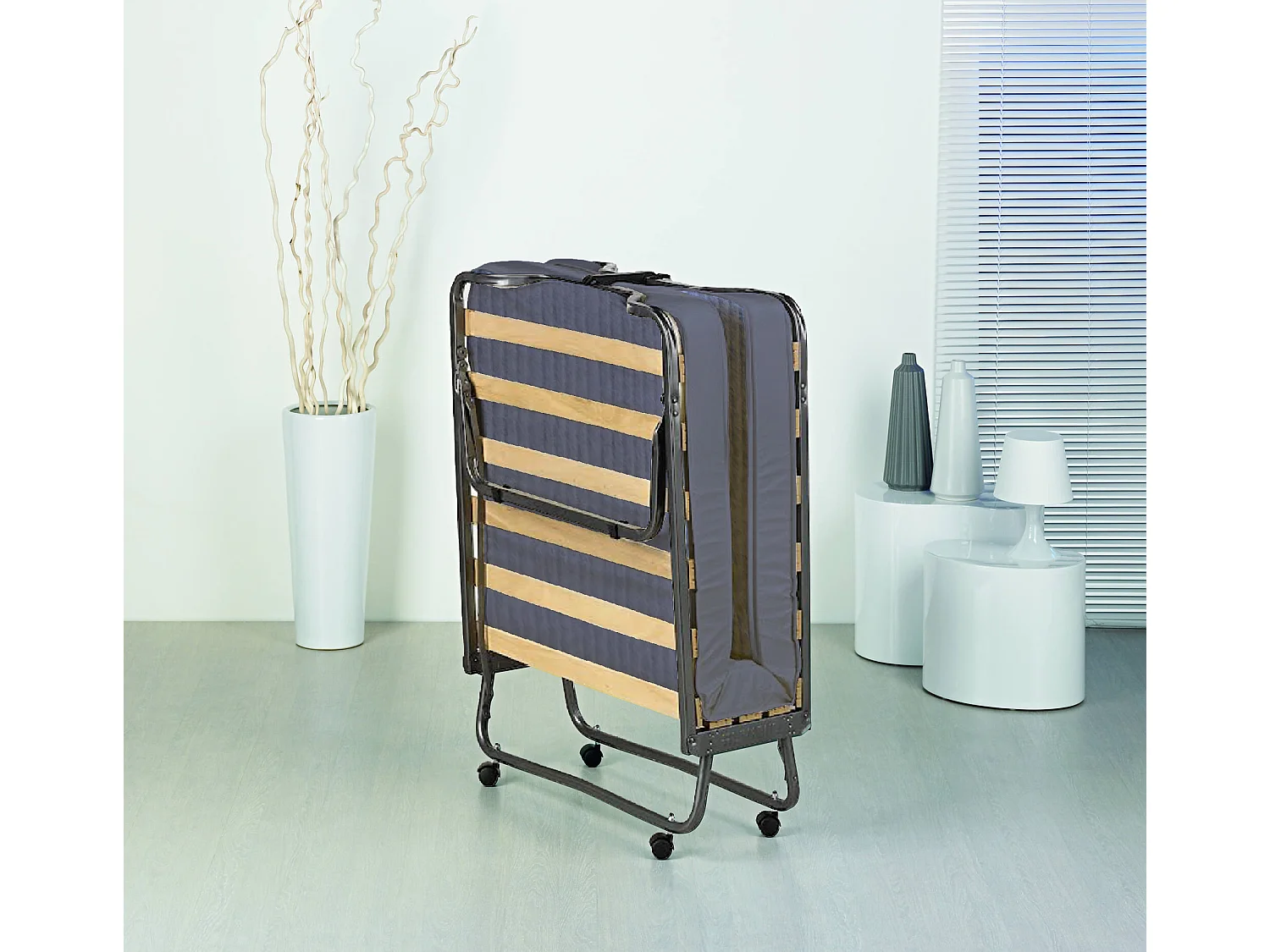 Lit pliant Piera, Lit de camp peu encombrant avec sommier à 15 lattes, housse inclus, 100% Made in Italy, 80x200h40 cm, matelas memory inclus