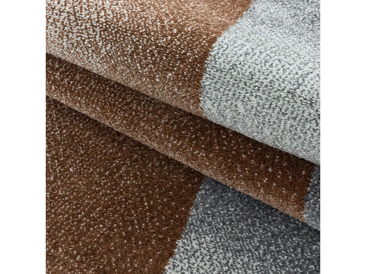 tapis chambre 120x170 tissé marron clair et bleu rectangle motif pastel BENAPA