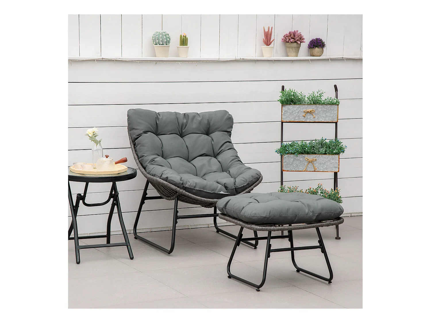 Fauteuil de jardin avec repose-pieds - 2 coussins polyester inclus - métal époxy résine tressée aspect rotin gris