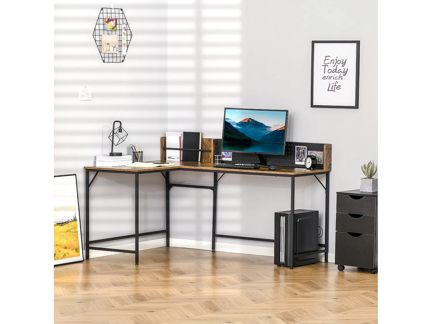 Bureau d'angle informatique design industriel - porte-revues, panneau mémo perforé - métal noir MDF aspect bois vieilli
