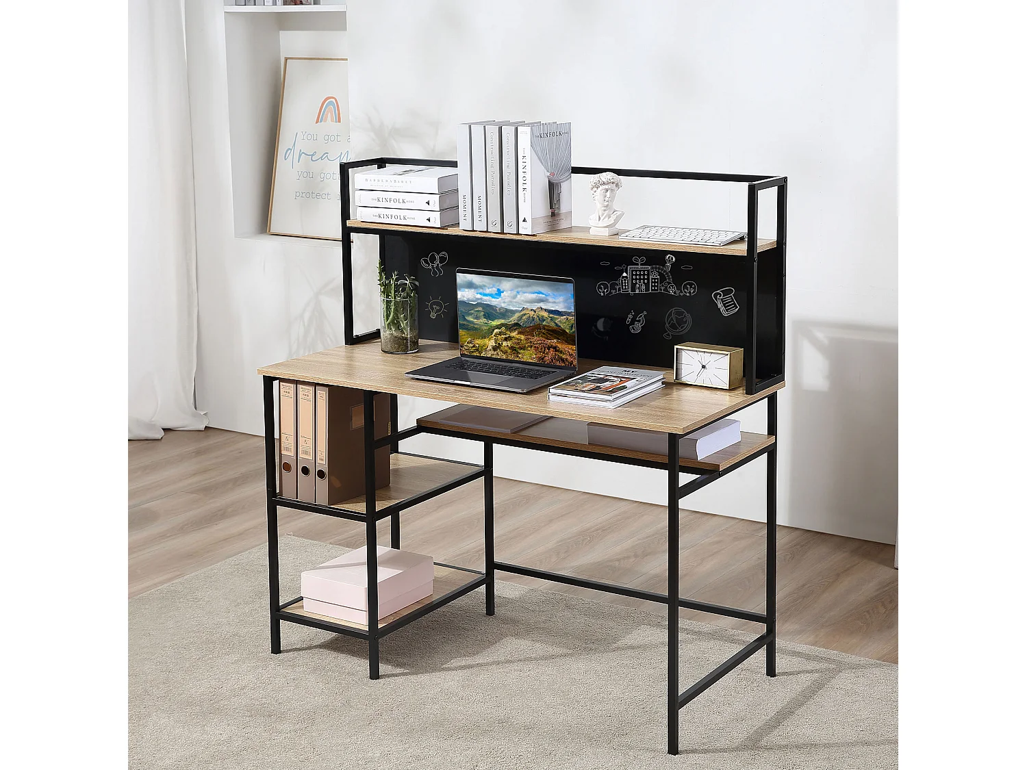 Bureau informatique design industriel 4 étagères grand plateau et panneau noir métal aspect chêne clair