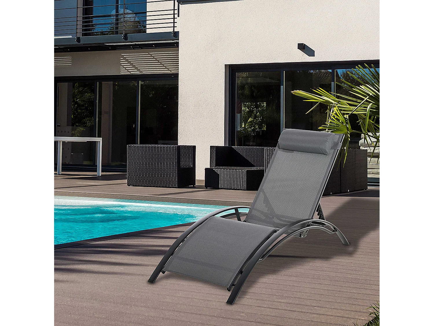Bain de soleil transat design contemporain inclinable multi-positions tétière amovible incluse alu textilène gris
