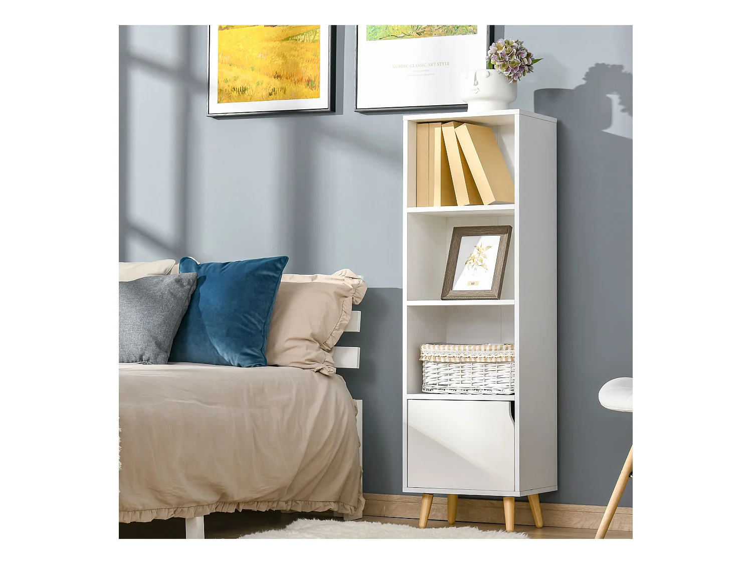 Meuble de rangement colonne design scandinave - 3 niches, placard porte - piètement effilé incliné bois pin panneaux particules blanc