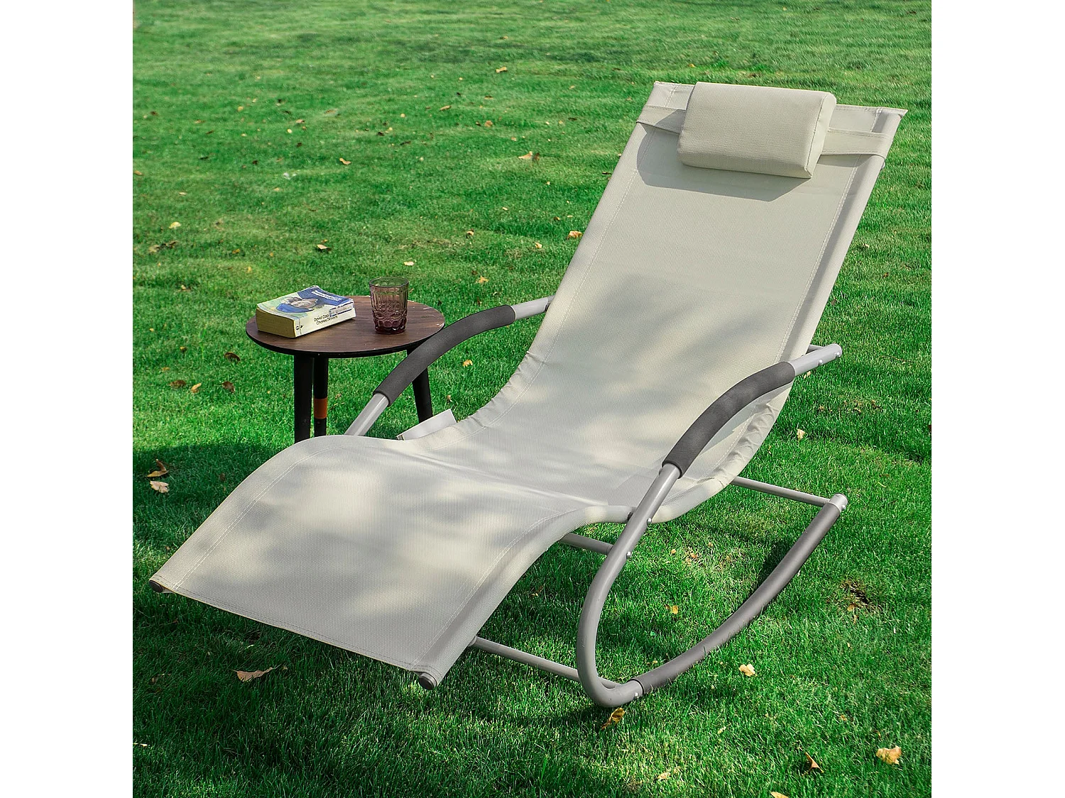 SoBuy 2 X Sdraio da giardino Poltrone a dondolo con poggiatesta e tasca Beige OGS28-MIX2