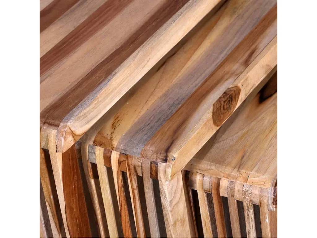 Set de 3 mesitas apilables de madera maciza reciclada