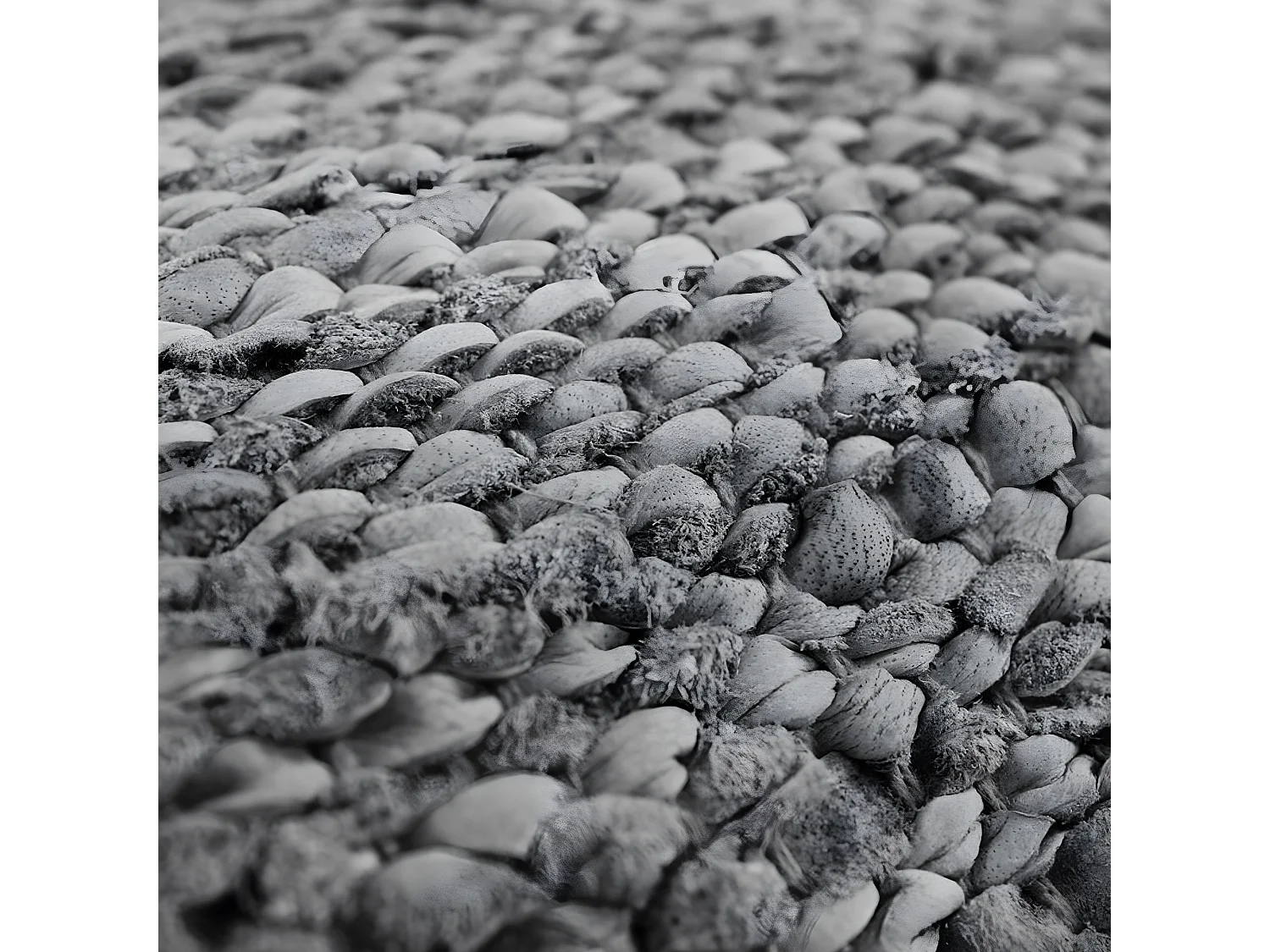 SKIN - Coussin en cuir tressé gris clair 45x45