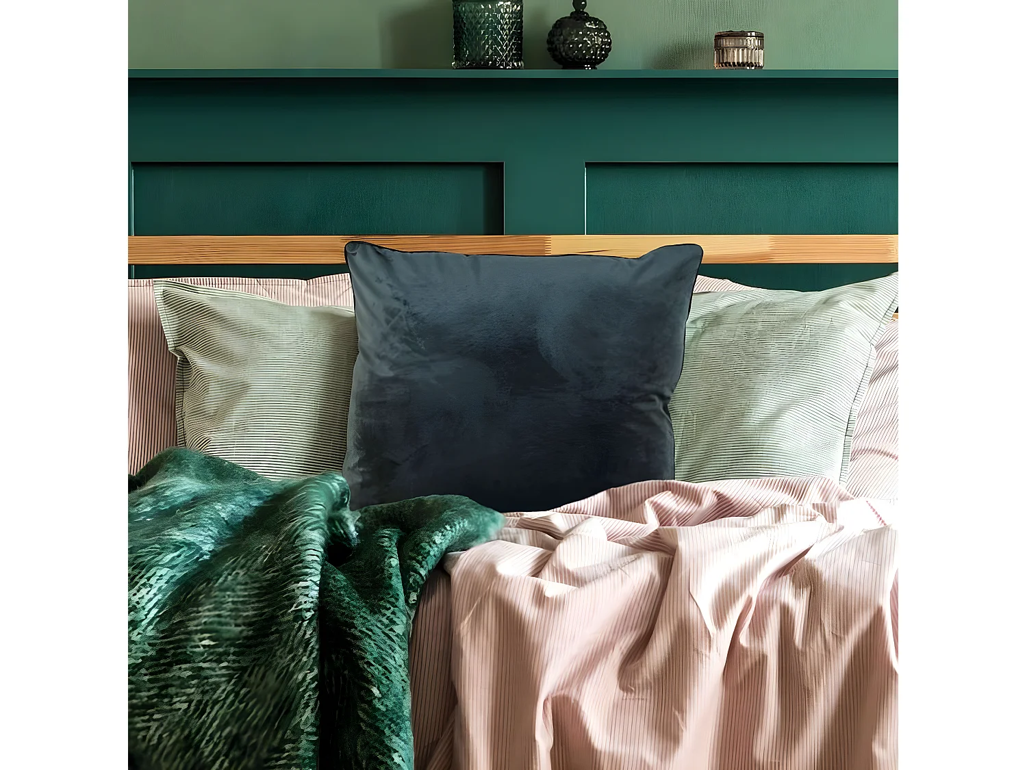 VELOURS - Coussin en velours gris 70x70