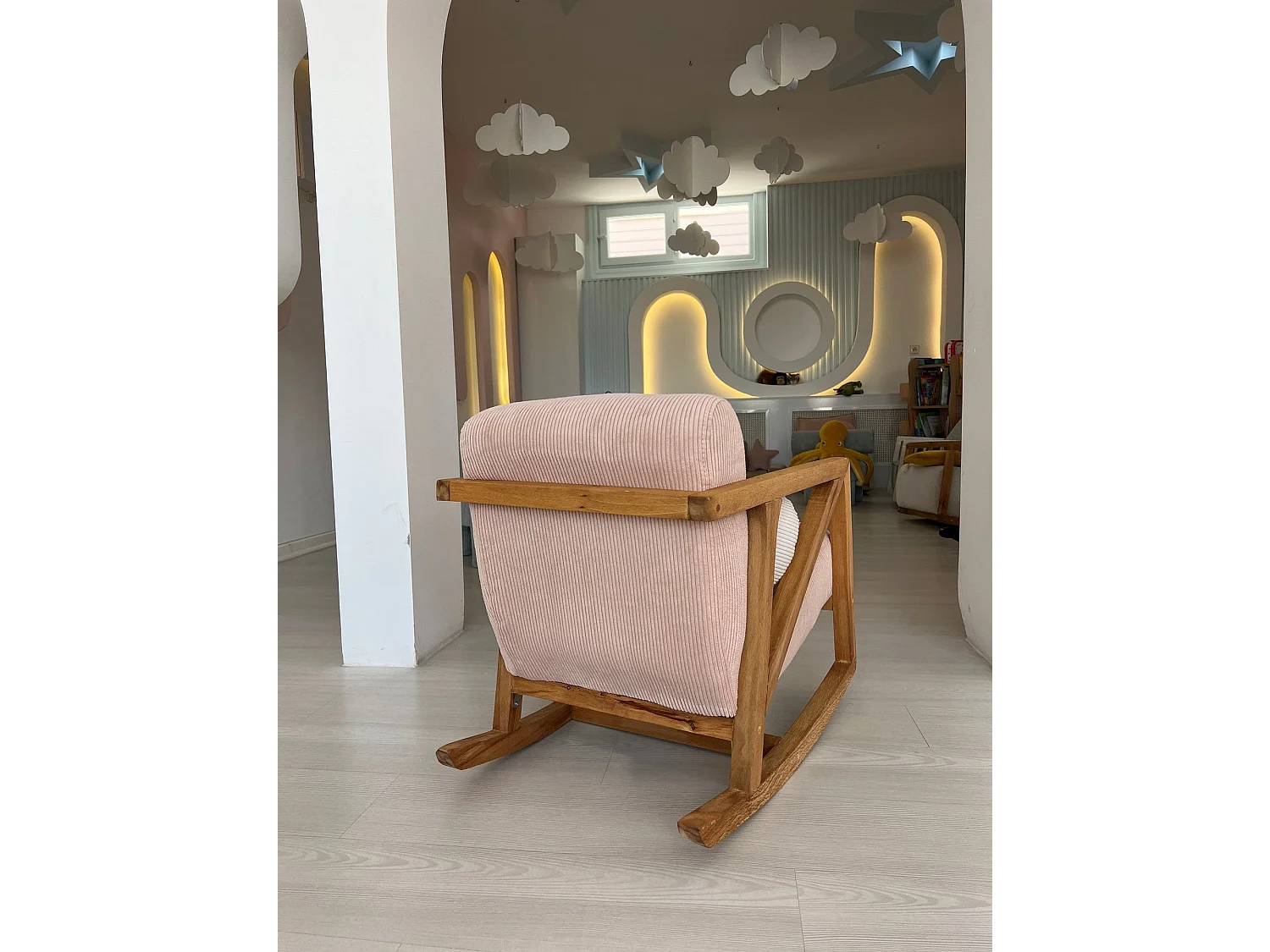 Mecedora Altadena 579, 62x75x52cm, Rosa, Tapiz, Madera, De madera