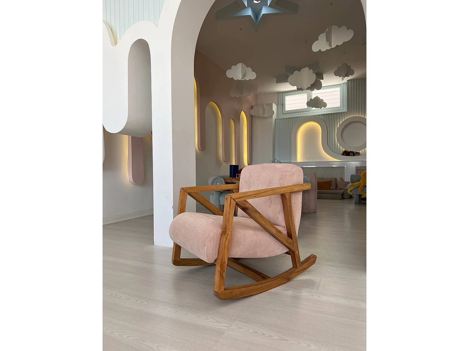 Poltrona elegante, rosa, 75 x 62 x 52 cm | Struttura in legno di carpino al 100%, tessuto in poliestere al 100% | Comoda imbottitura in schi