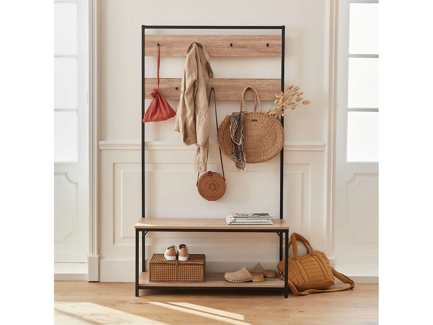 Mobile da corridoio in metallo e legno con 2 livelli e 7 ganci, legno